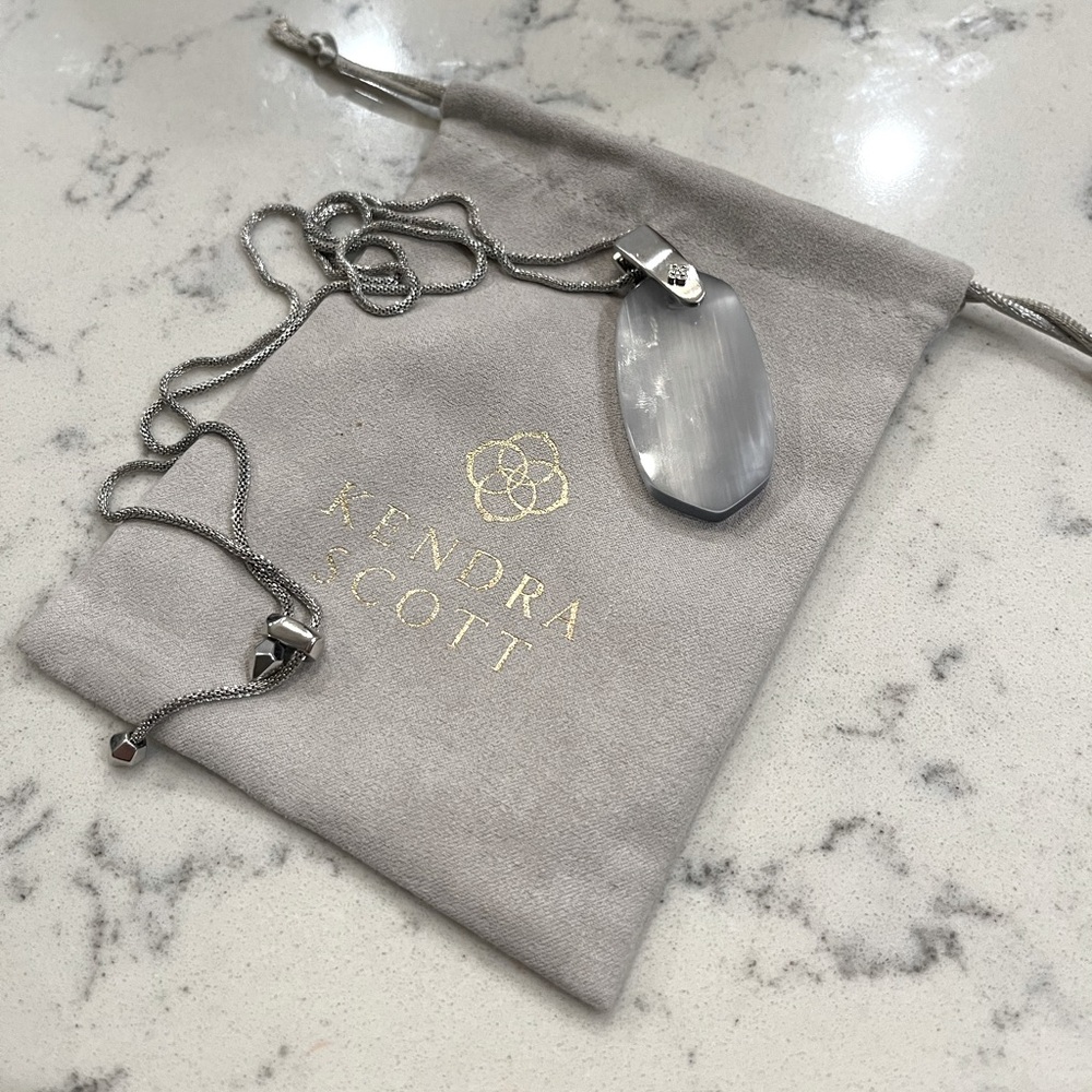 Kendra Scott Inez necklace, gray